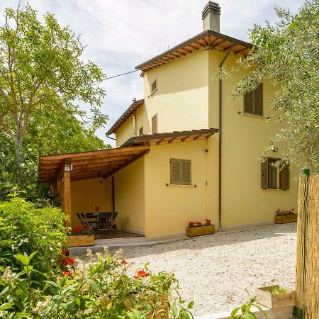 Casa Vacanze San Vittorino Gubbio Bagian luar foto
